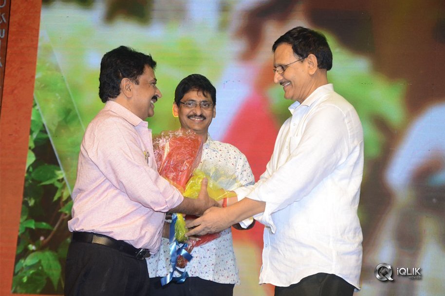 Sammohanam-Movie-Pre-Release-Event